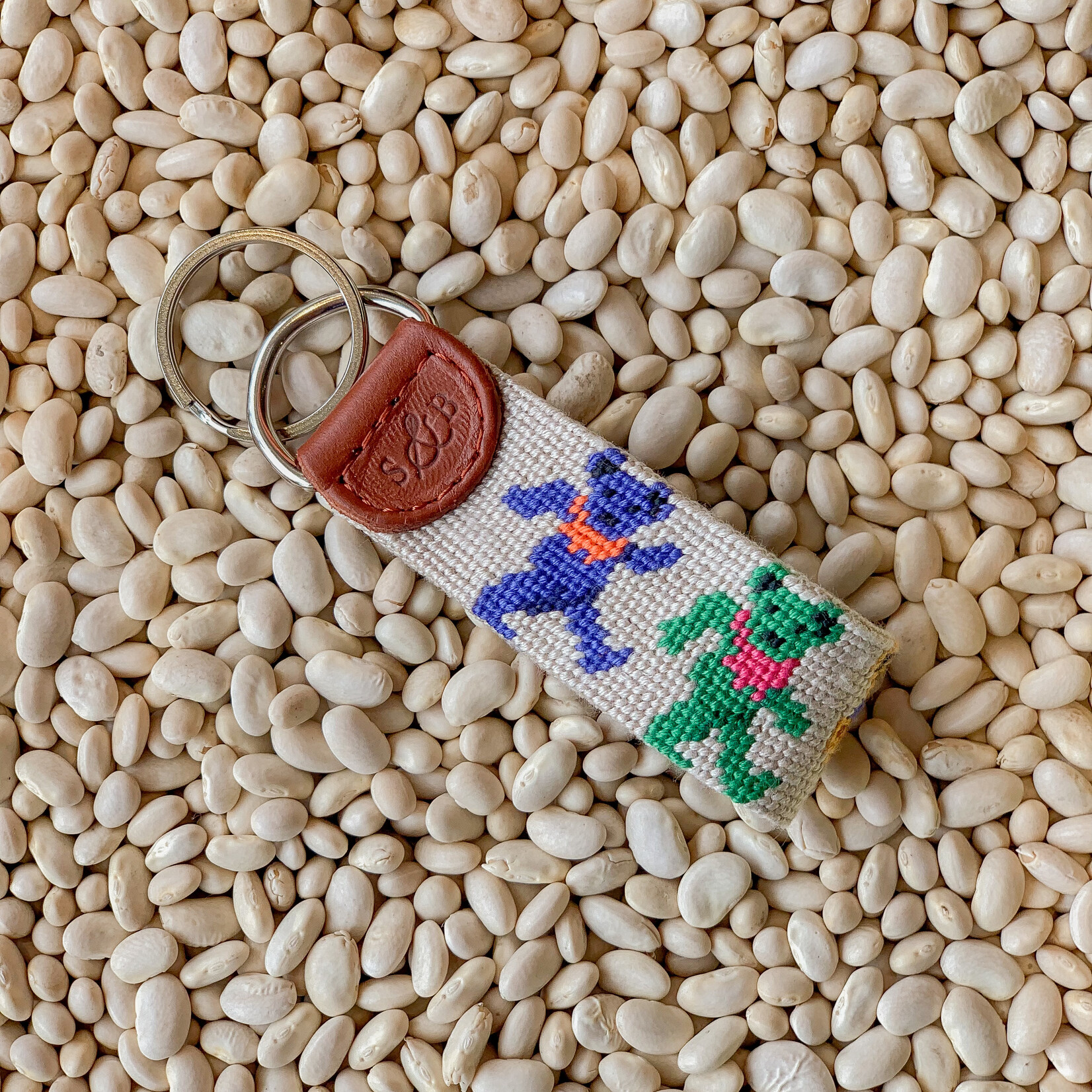 Smathers & Branson S&B Needlepoint Key Fob, Dancing Bears on Oatmeal