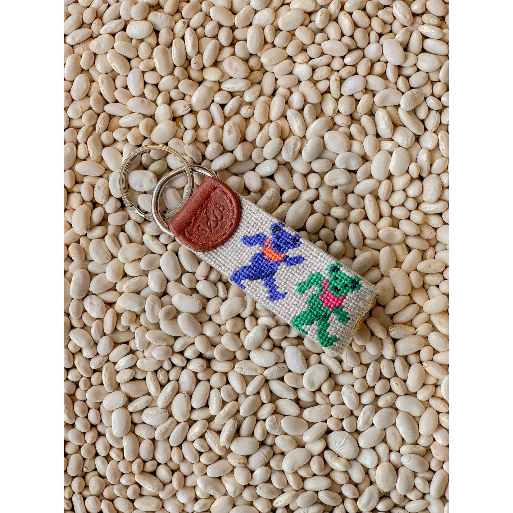 Smathers & Branson S&B Needlepoint Key Fob, Dancing Bears on Oatmeal