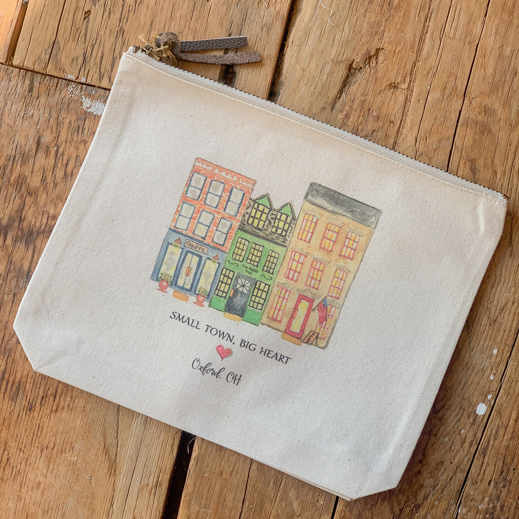 French Graffiti Small Town Big Heart Oxford, Cosmetic Bag