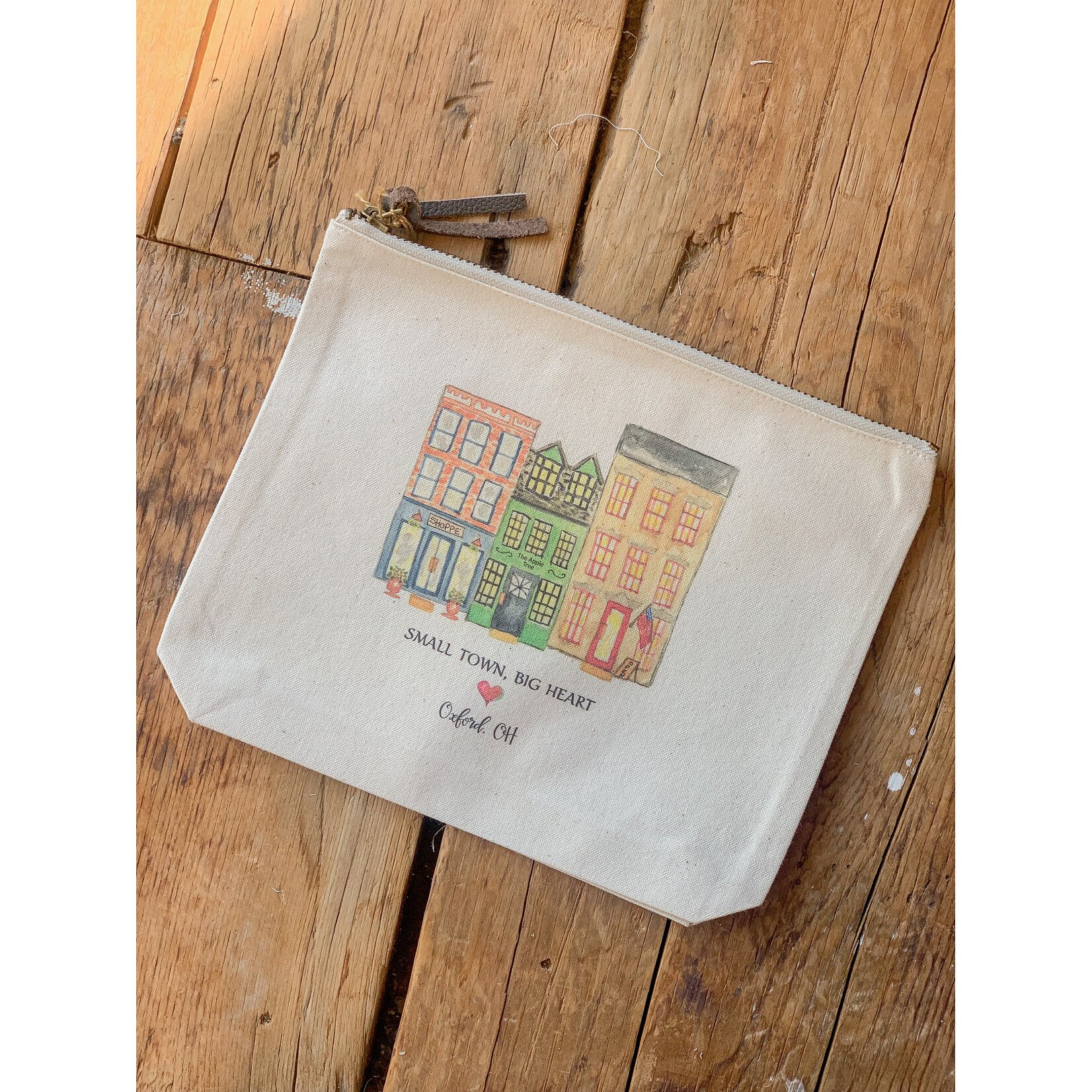 French Graffiti Small Town Big Heart Oxford, Cosmetic Bag