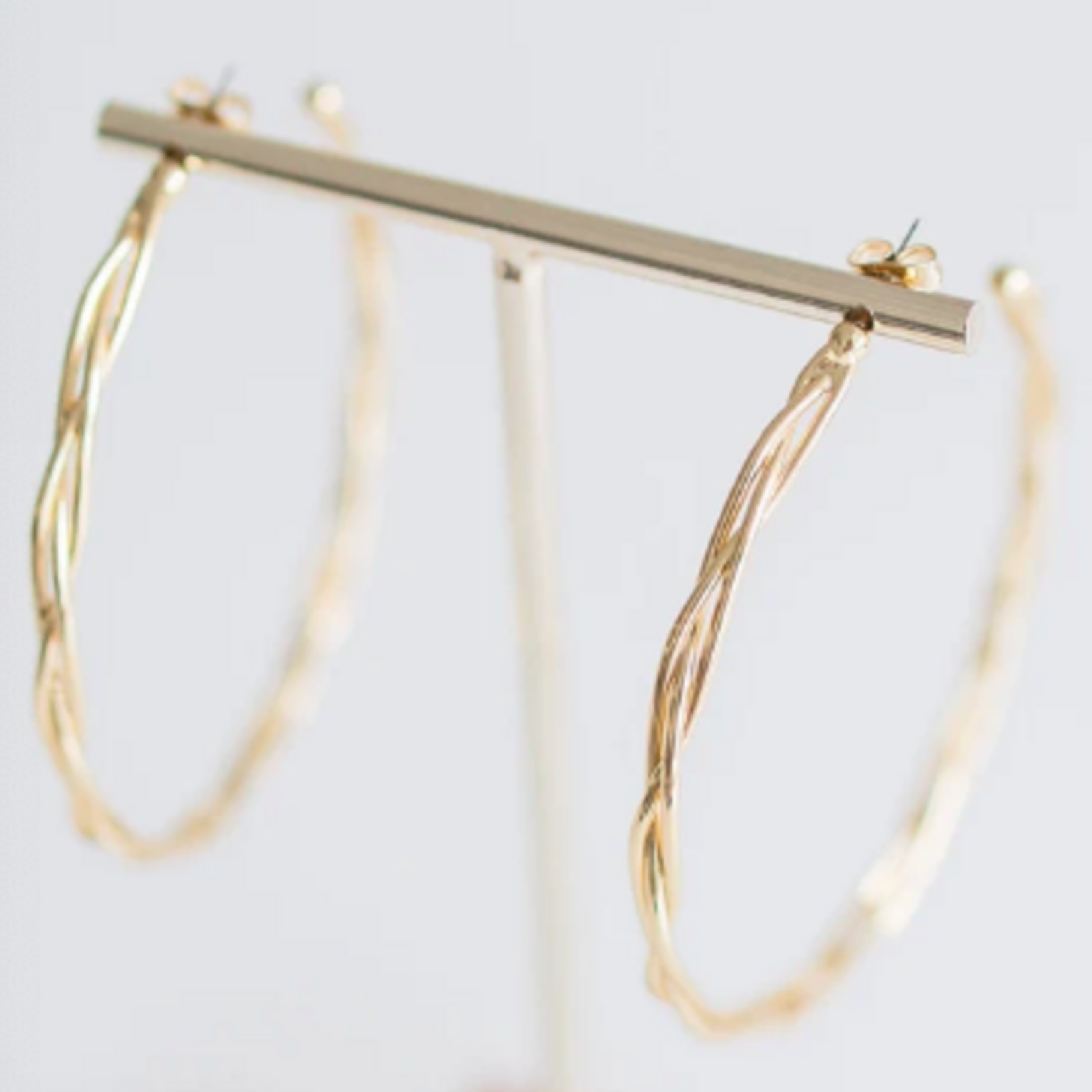 Leslie Curtis Jewelry Designs LC Berkley Earrings, gold