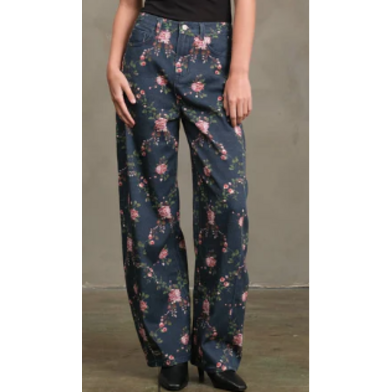 Floral Print Barrel Leg Denim Pants