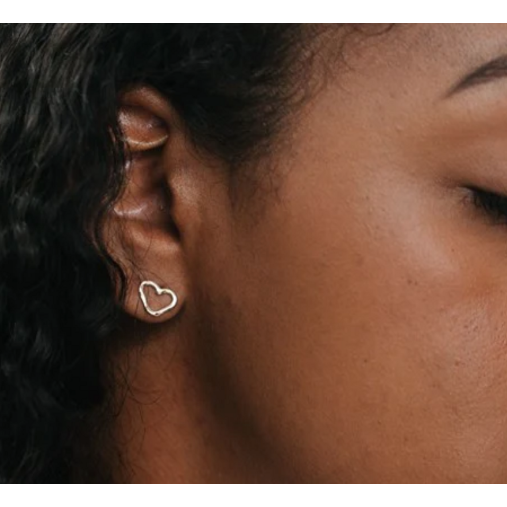 Amore Studs,