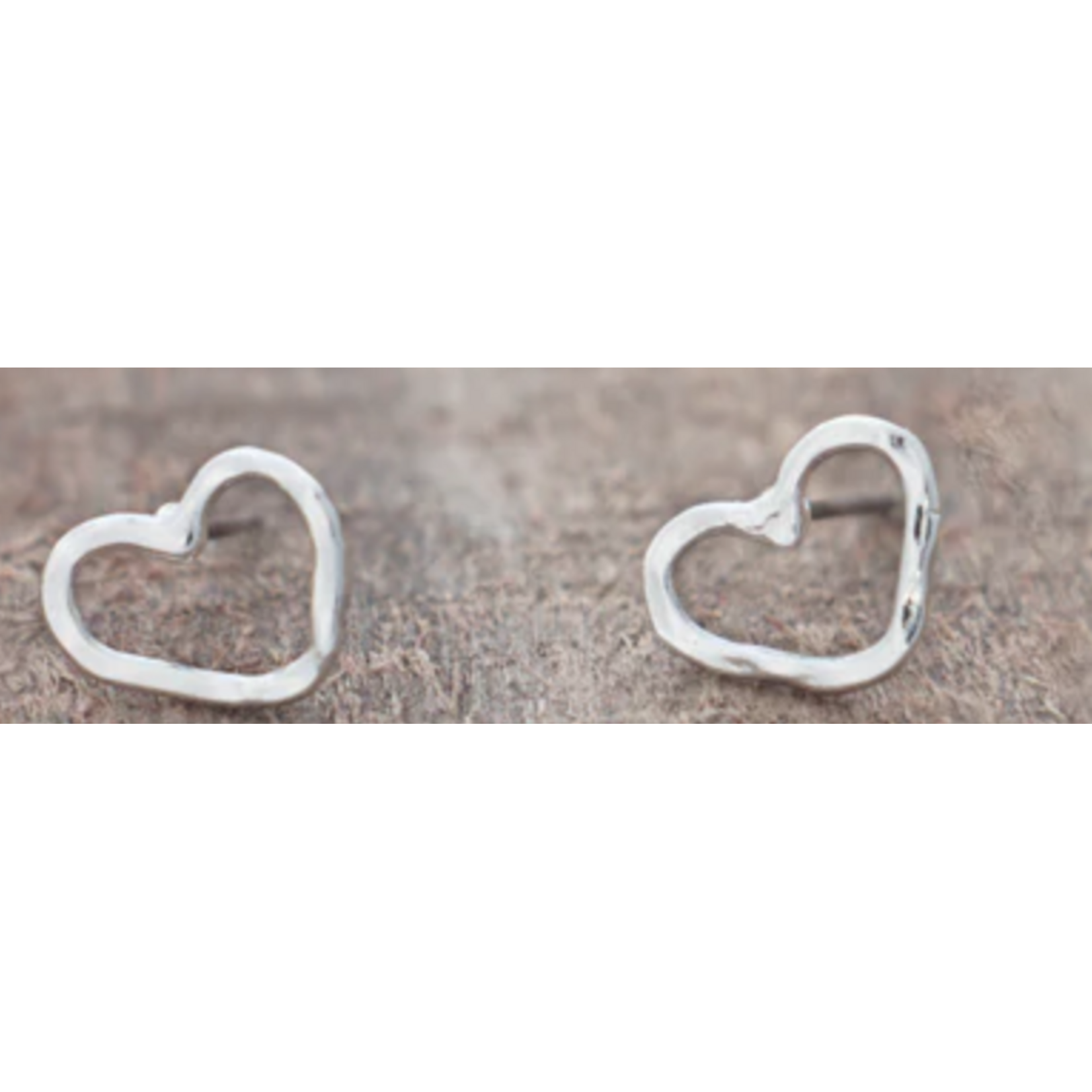 Amore Studs,