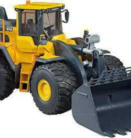 BRUDER VOLVO L260H LOADER