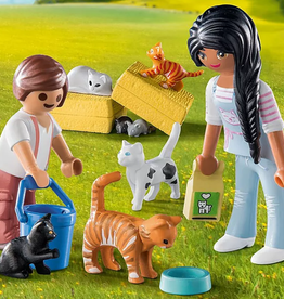 PLAYMOBIL CAT FAMILY