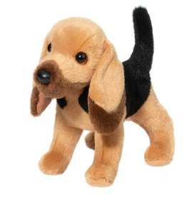 DOUGLAS CUDDLE TOY TRAPPER BLOODHOUND