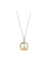 Gold-Plated Mother of Pearl Pendant with Smooth Bezel