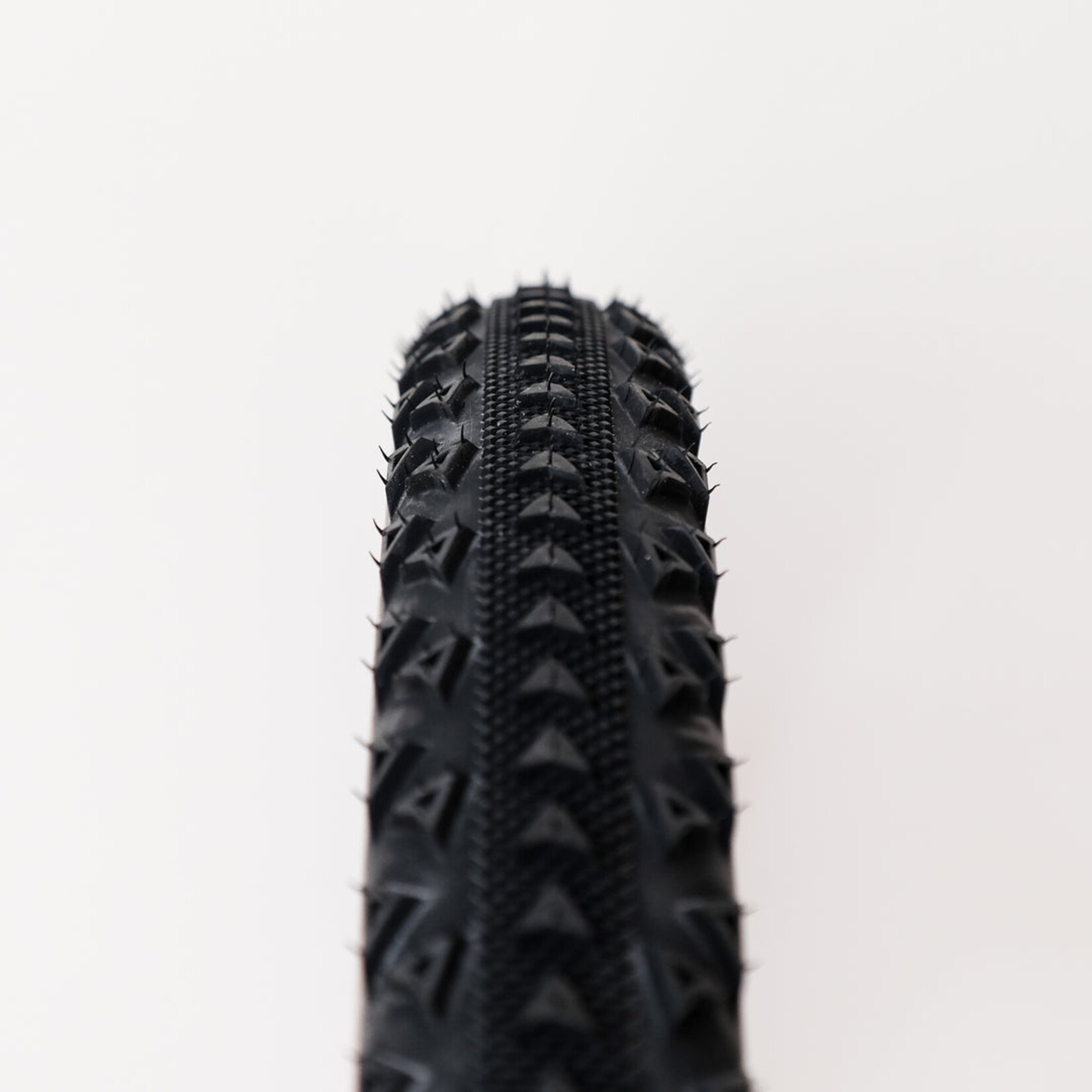 Ultradynamico Ultradynamico Rose JFF Tire, 700cX42?? Black/Black