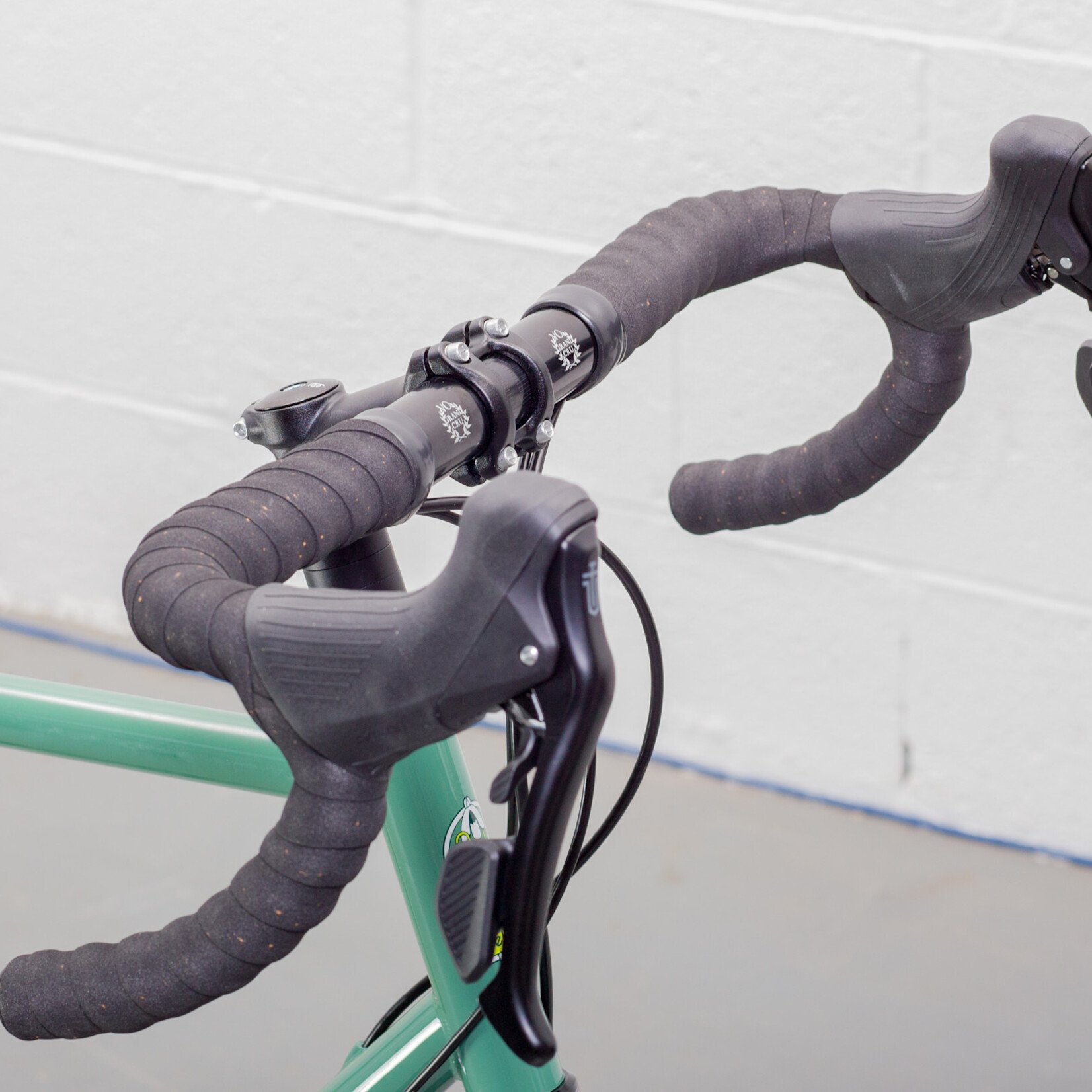 Bassi x Keystone Bassi x Keystone Belmont Complete