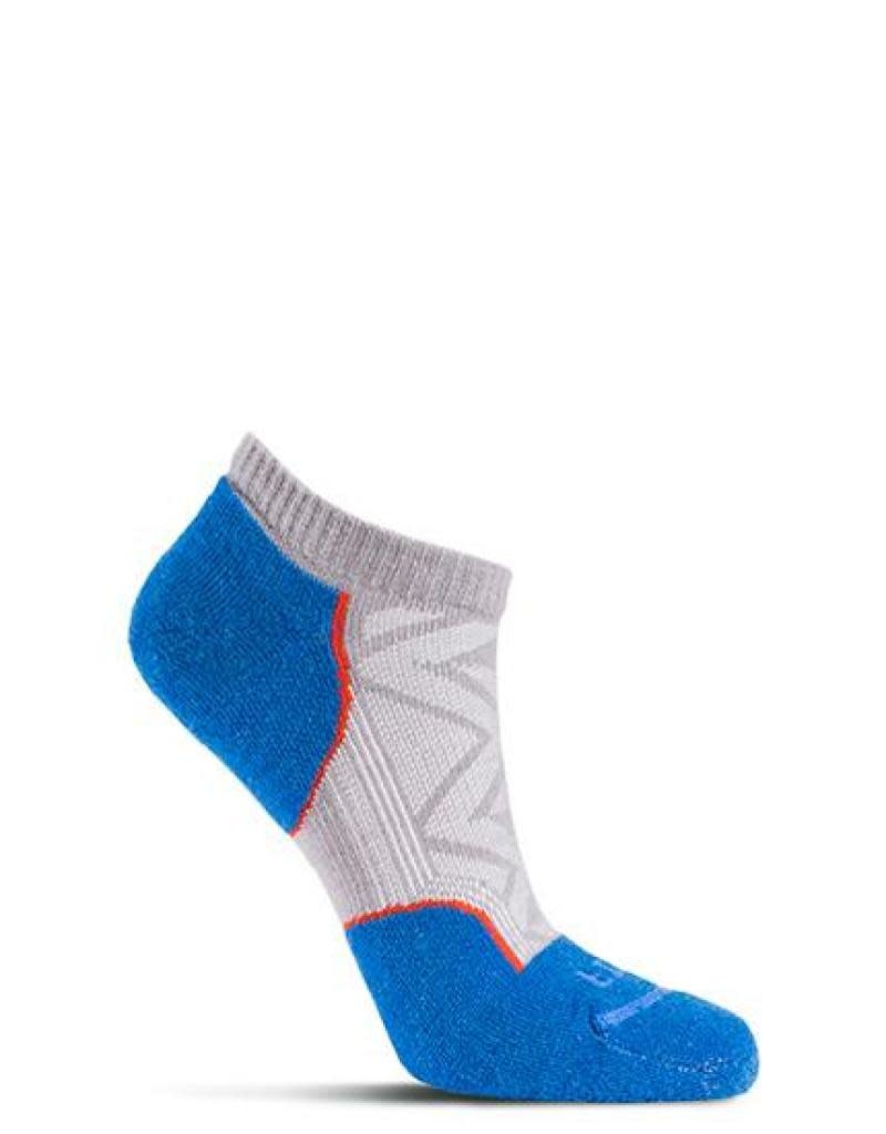 Light Runner Low Sock New Horizons Trading Co