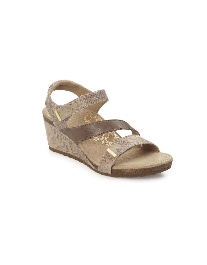 Aetrex Women's Brynn