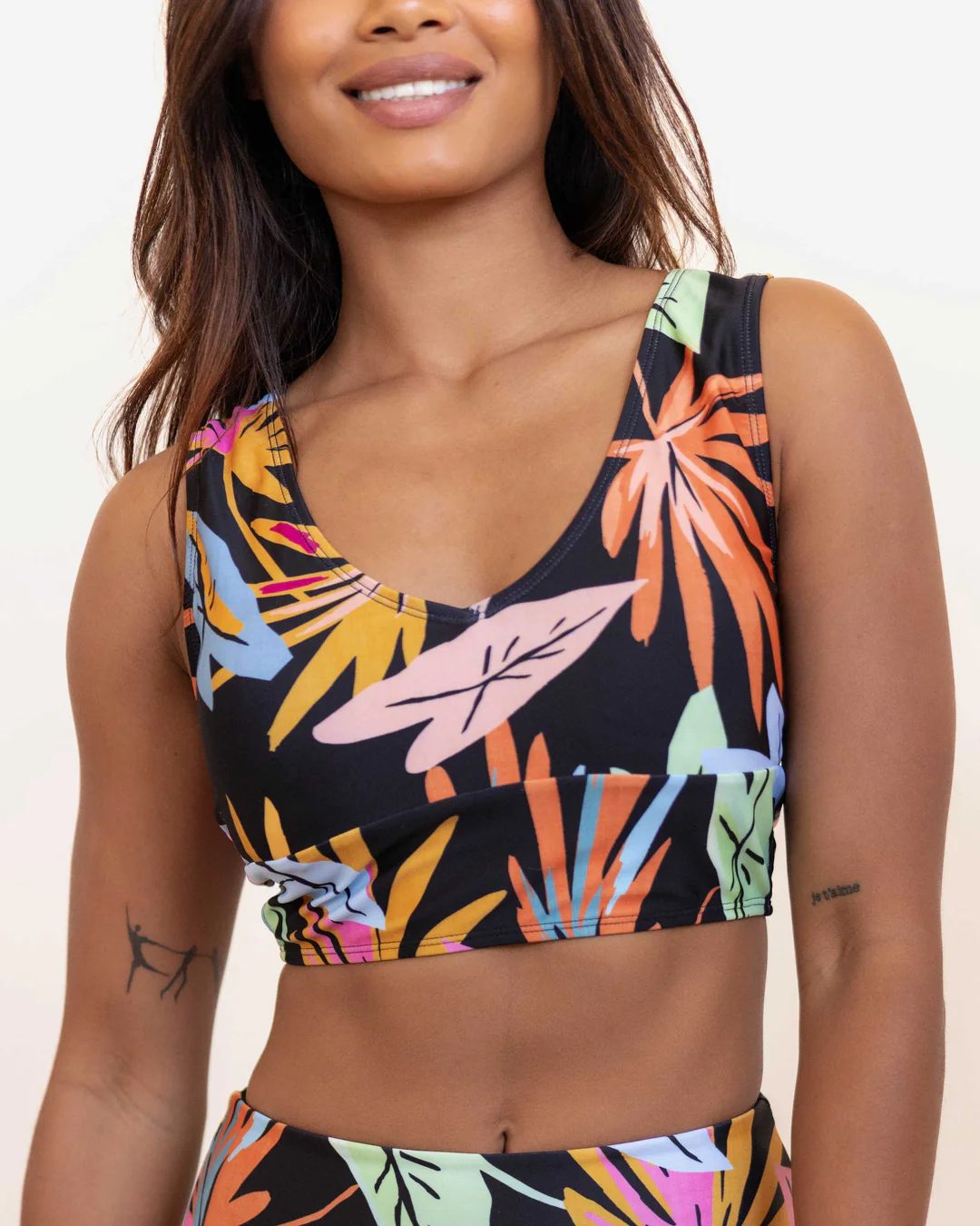 nani Swimwear Zola Twist Crop