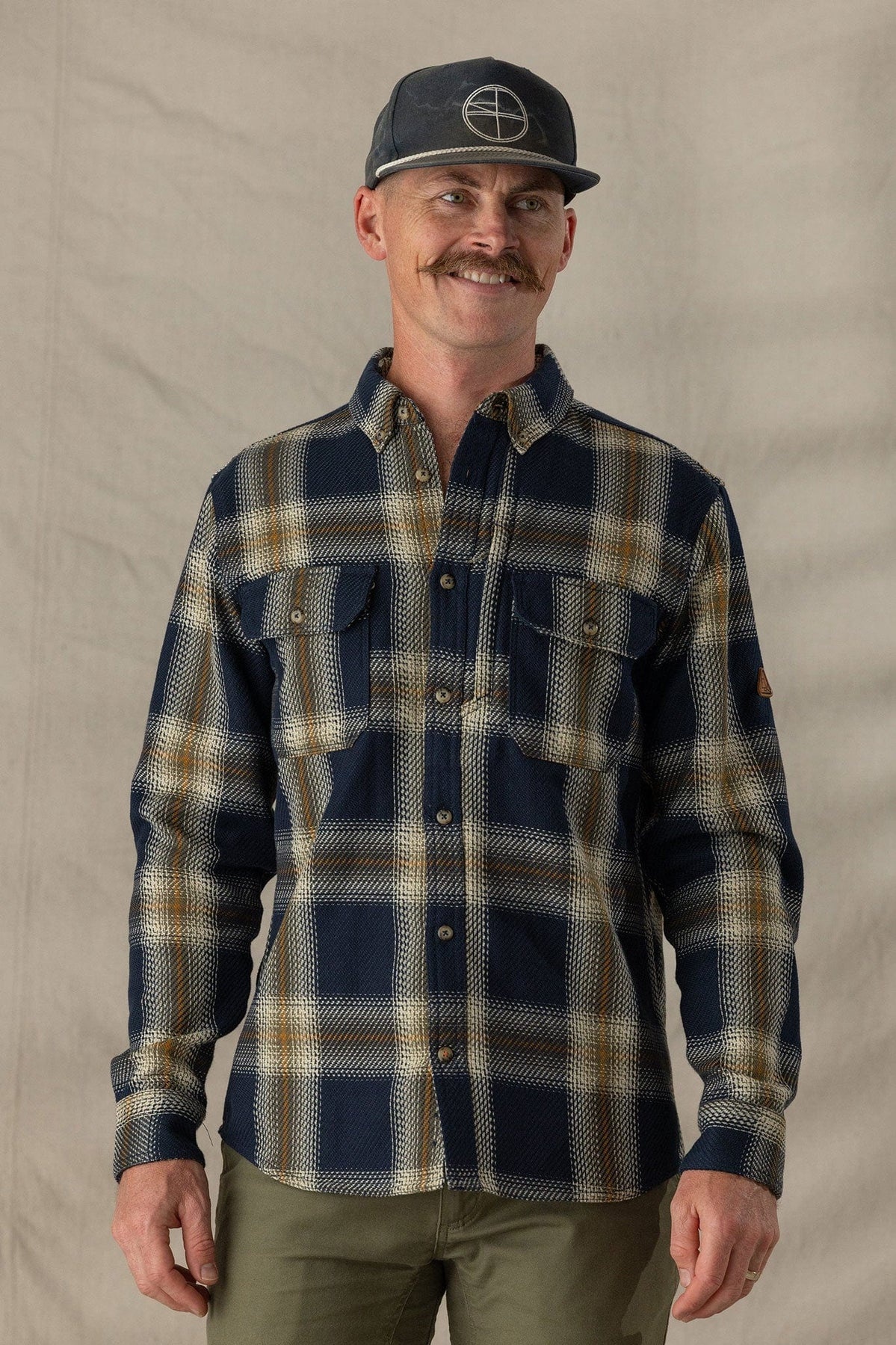 LIVSN Men's Benchmark Field Flannel