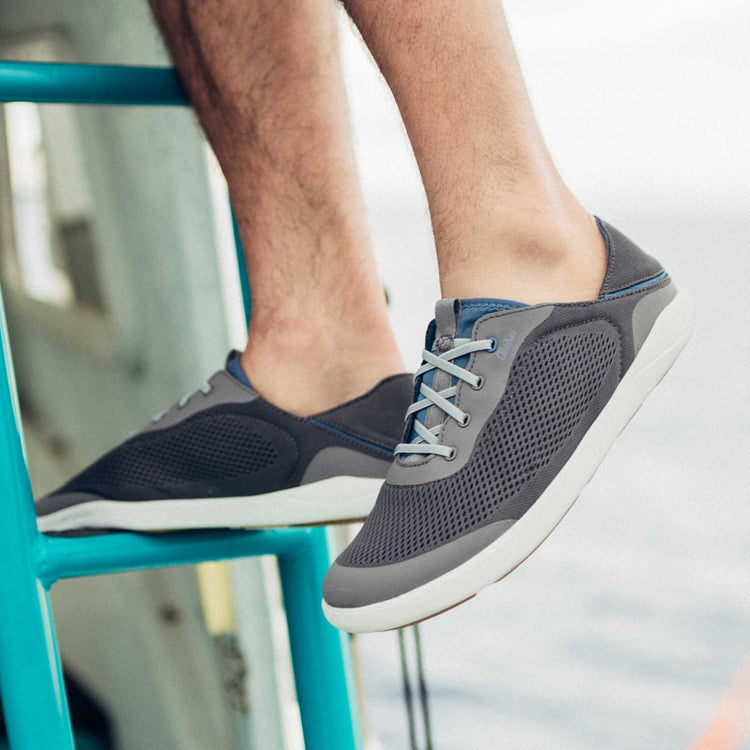 OluKai Men's Moku Pae
