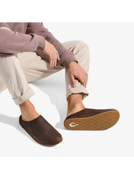 OluKai Men's Hāmani Hulu Wool Mule Slipper