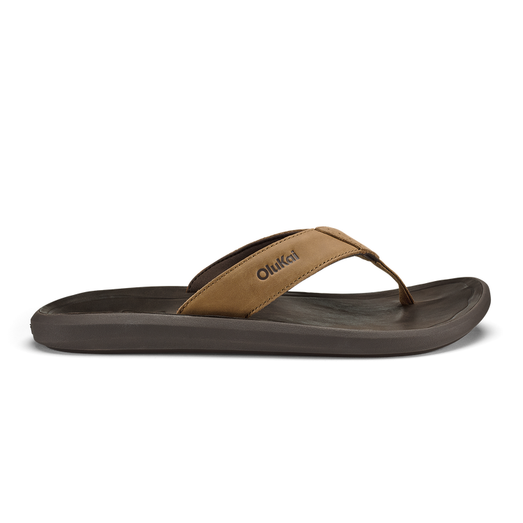 OluKai Men's Pili Sandal