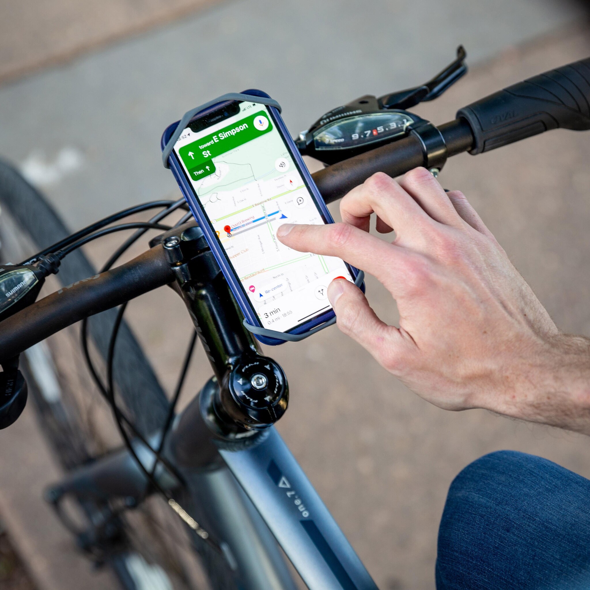 Wraptor® Rotating Smartphone Bar Mount