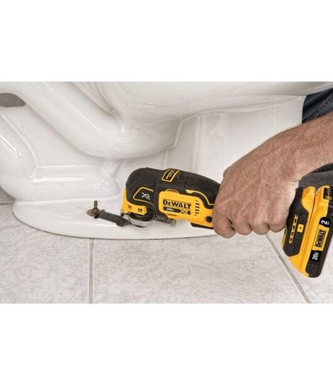 DEWALT Outil multifonction oscillant sans fil et sans balais à 3 vitesses 20 V MAX* XR(R) DCS356B