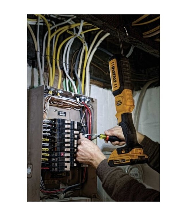 DEWALT Lampe de chantier portative à DEL 20 V MAX* DCL050