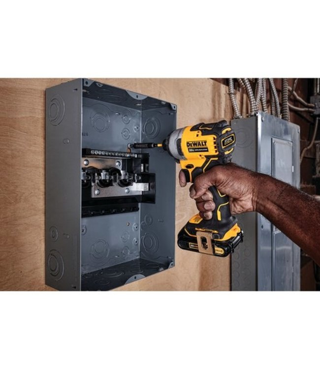 DEWALT Visseuse à percussion compacte sans fil ATOMIC de 1/4 po avec moteur sans balais 20 V MAX* DCF809B