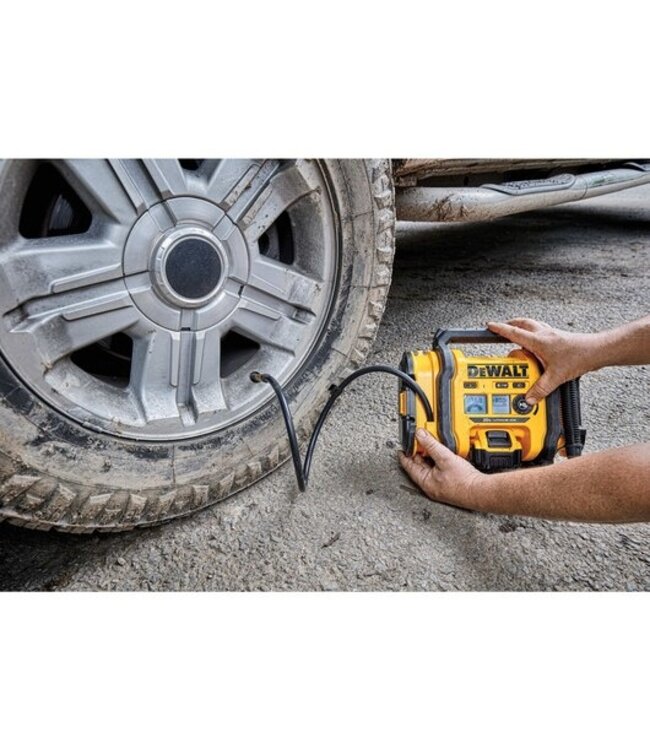DEWALT Gonfleur à alimentation avec/sans fil 20 V MAX DCC020IB