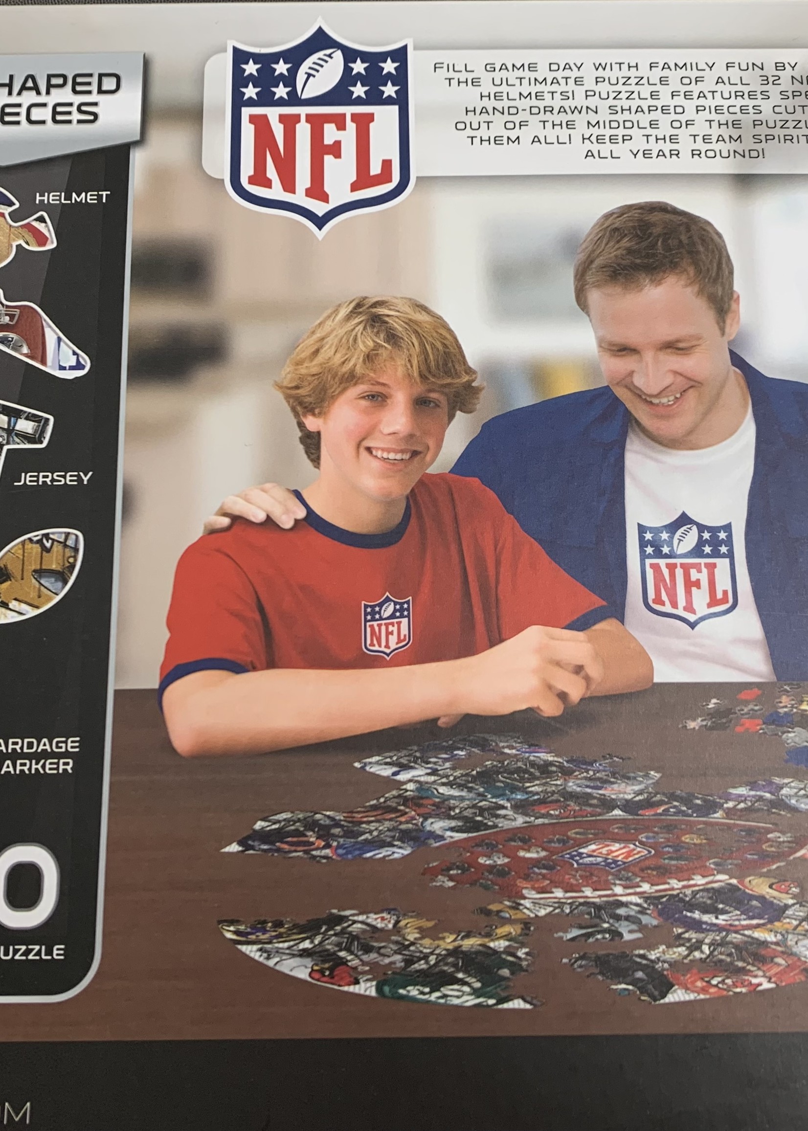 500 pc NFL HELMETS SHAPED DRIP ART PUZZLE