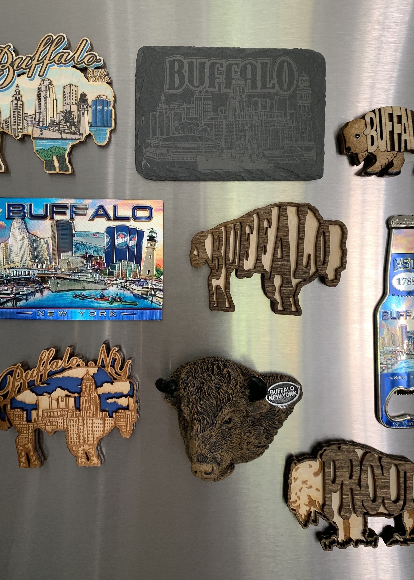 DUAL LEVEL BUFFALO SKYLINE MAGNET-BLUE