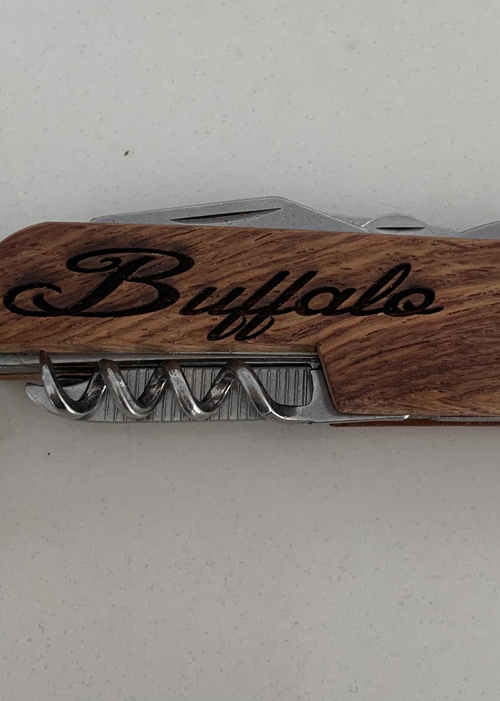 BUFFALO POCKET KNIFE & KEYCHAIN