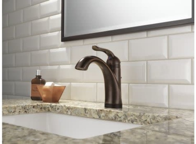 Delta Laraha Single Handle Lavatory Faucet with Touch2o