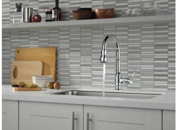 Delta Broderick Single Handle Pull-Down Kitchen Faucet
