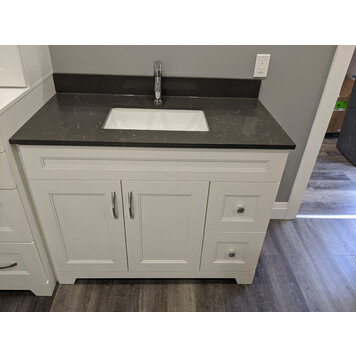 Classic Brand Cabinetry Classic Brand Fundamentals Vanity and Quartz Top w/ Undermount Sink