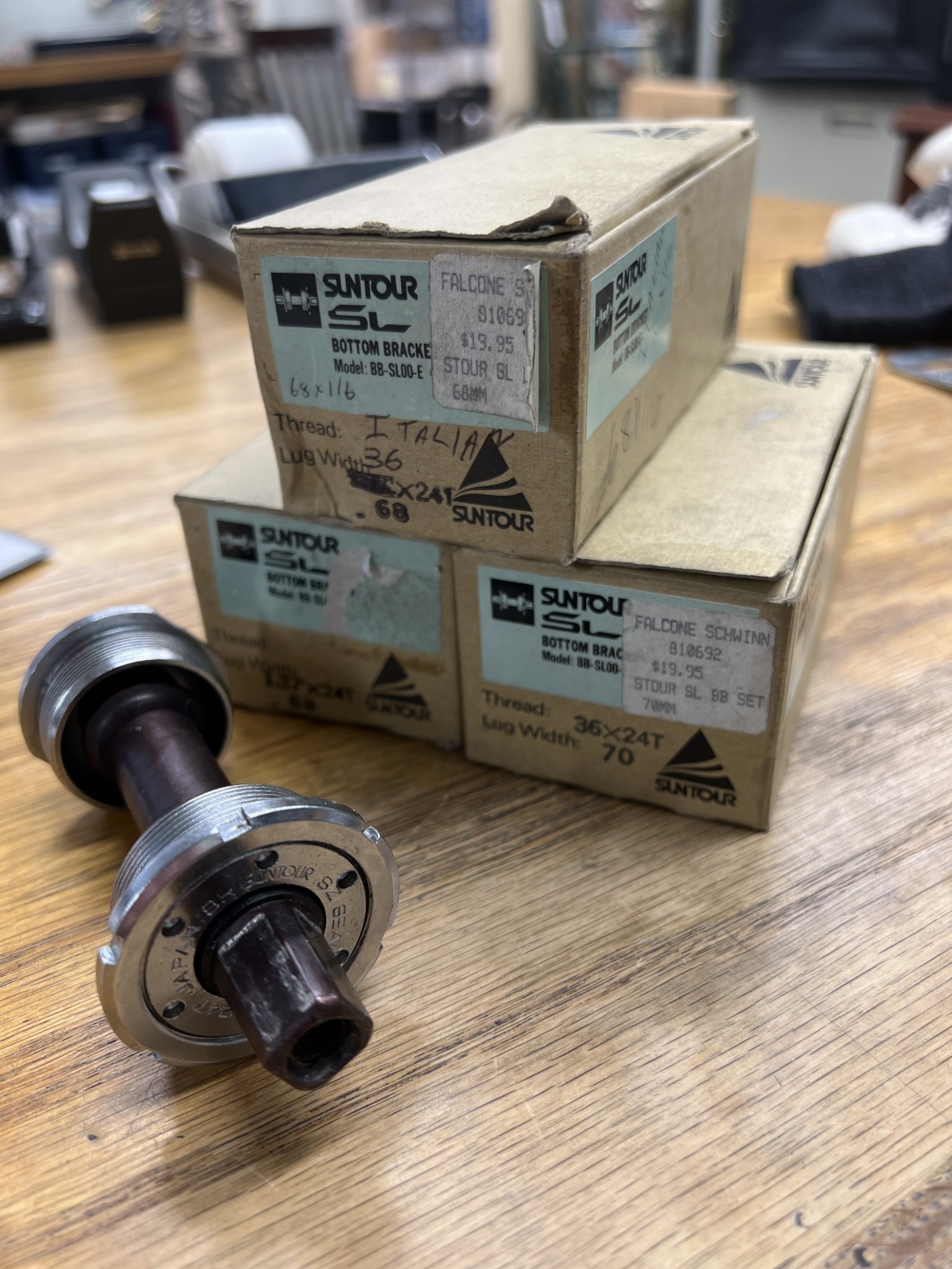 Suntour SL Bottom brackets - Recycled Cycles