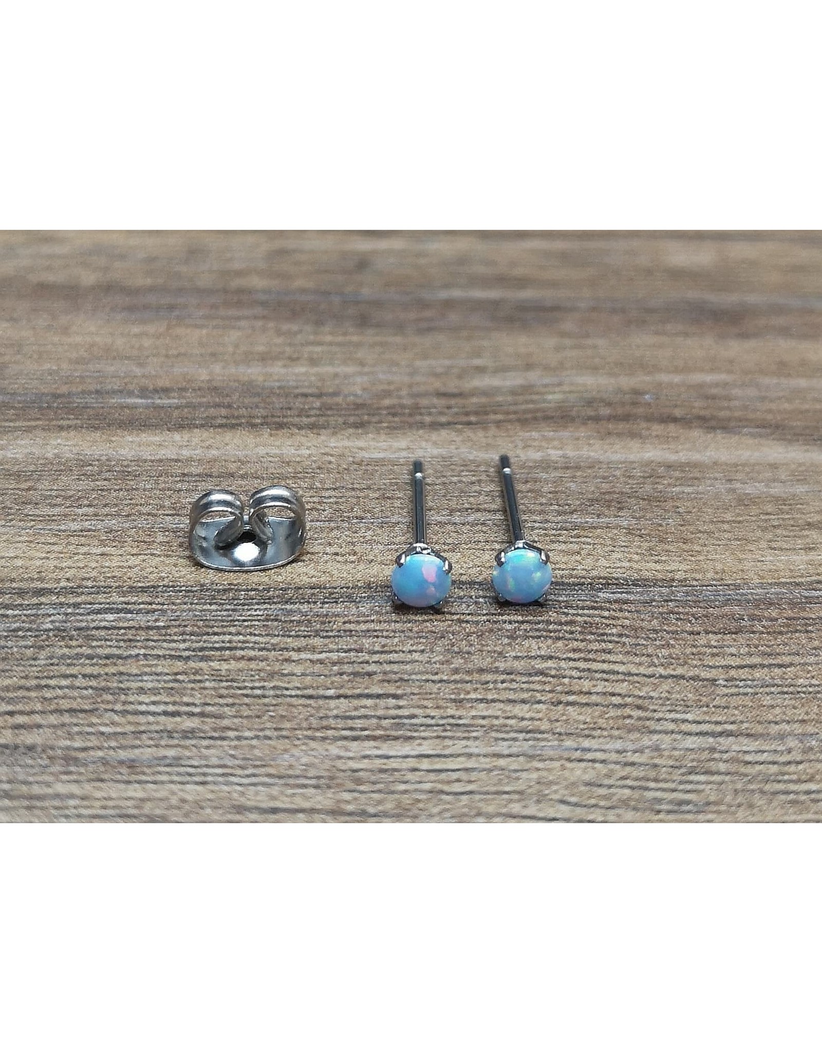 Stainless Boucle d'oreille Papillon Opale 3 mm