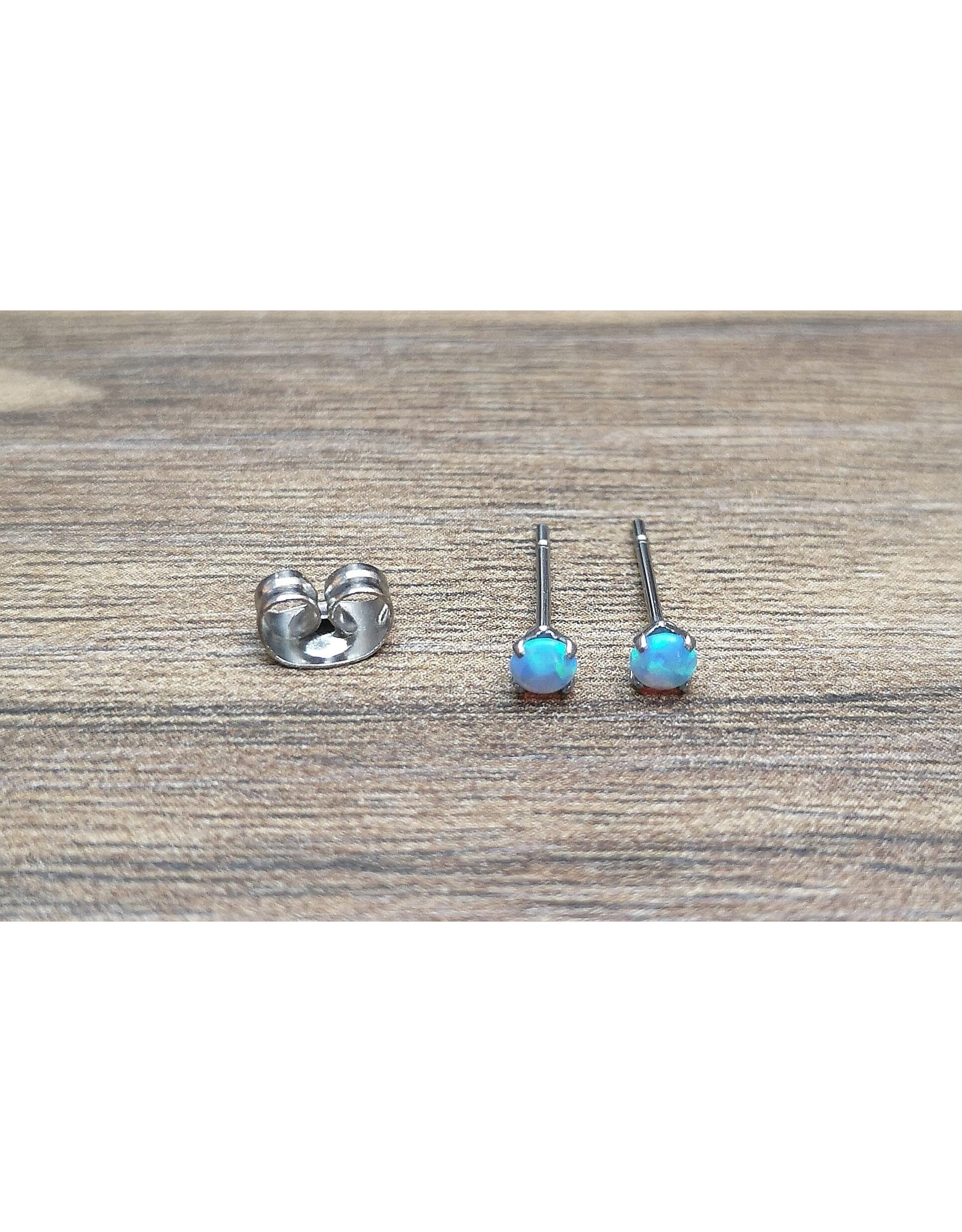 Stainless Boucle d'oreille Papillon Opale 3 mm
