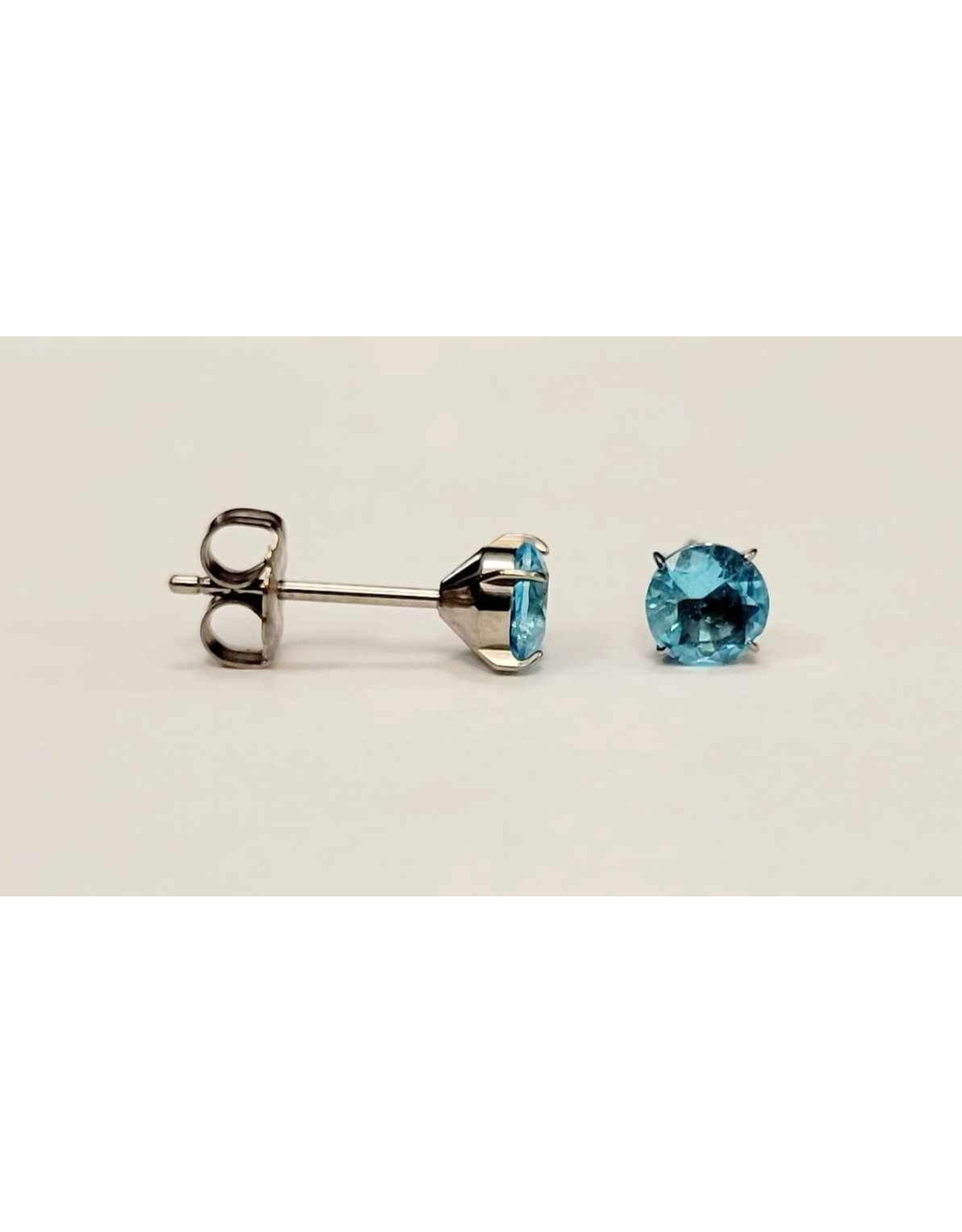 Boucle d'oreille à Papillon Griffée Titanium
