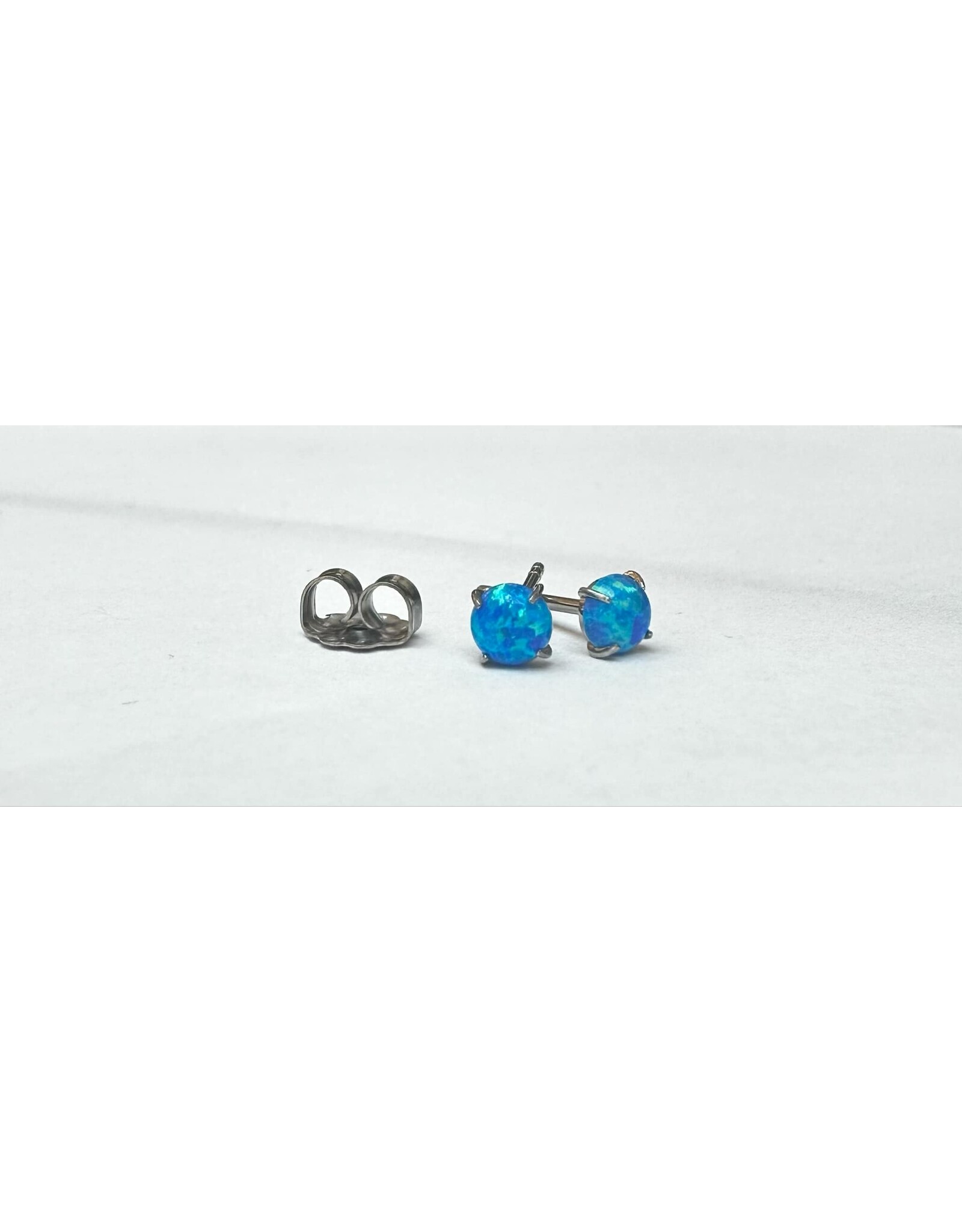 Boucle d'oreille à Papillon Titanium Opale