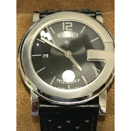 Gucci 101M Day and Date Watch with Black Leather Strap Gucci 101M Day and Date Watch with Black Leather Strap
