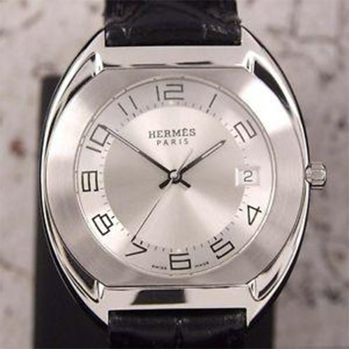 Hermès Paris Espace Date Ref.ES2.710 Silver Dial Quartz Hermès Paris Espace Date Ref.ES2.710 Silver Dial Quartz