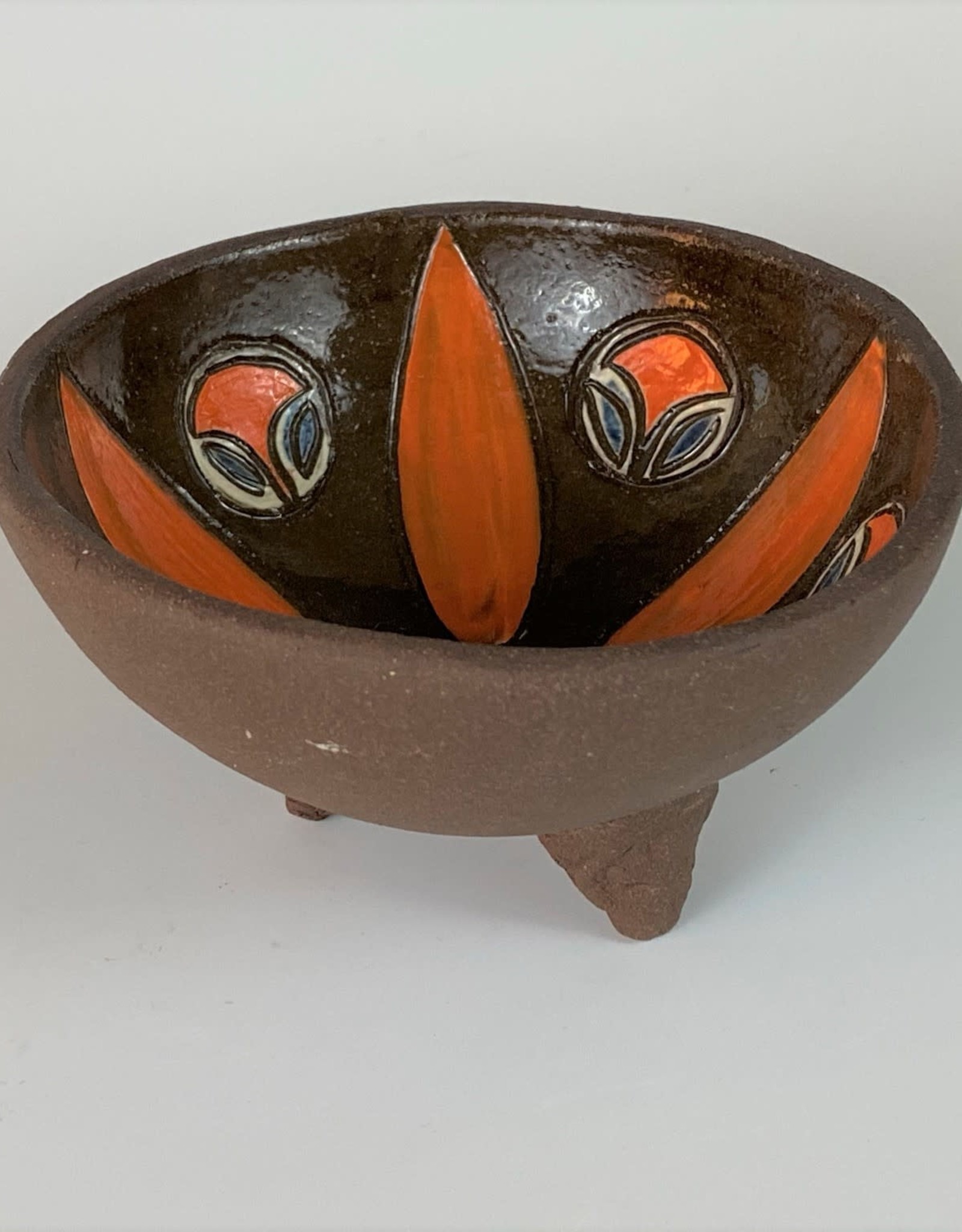Anshula Tayal Amaati small bowl with feet