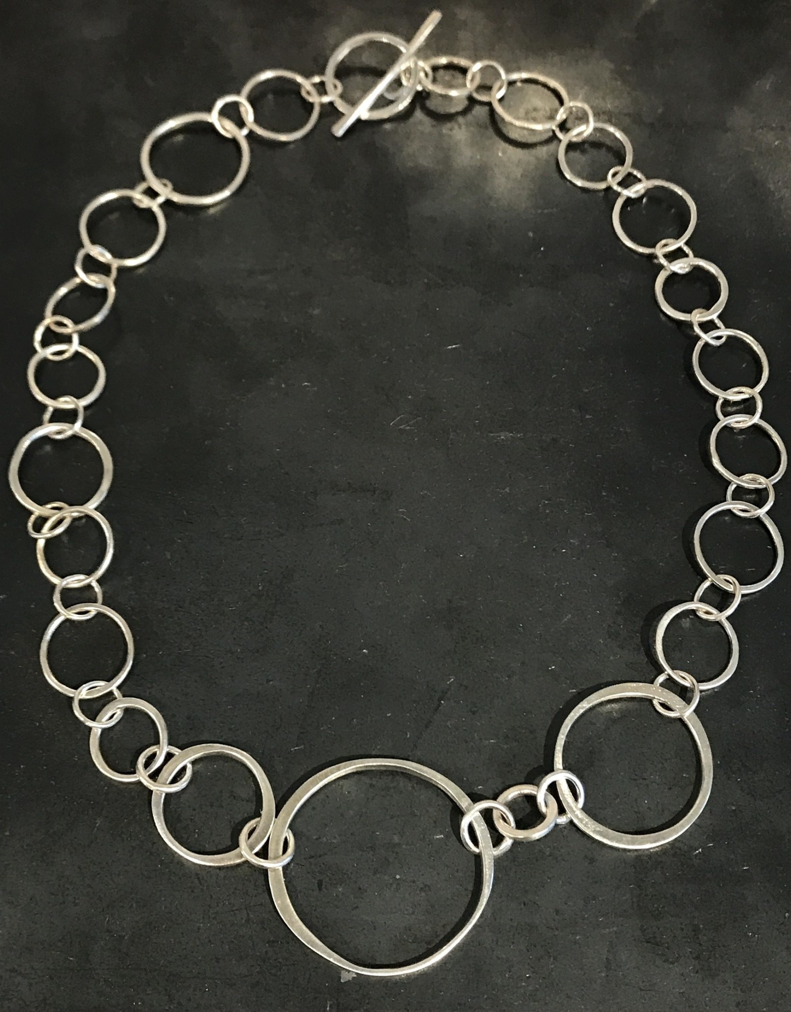 Heather John HJJ Graduated Chain Collar Necklace