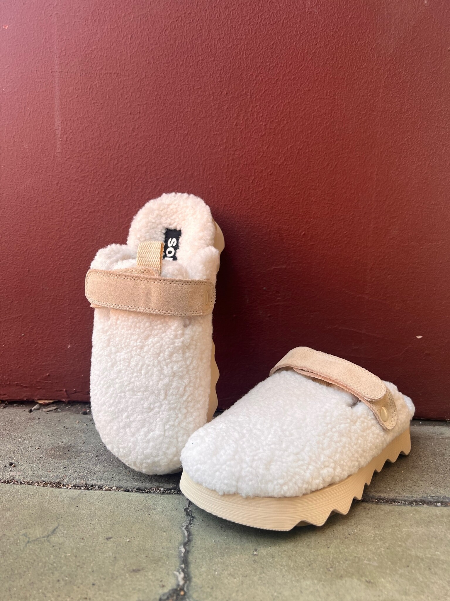 Cozy clog online