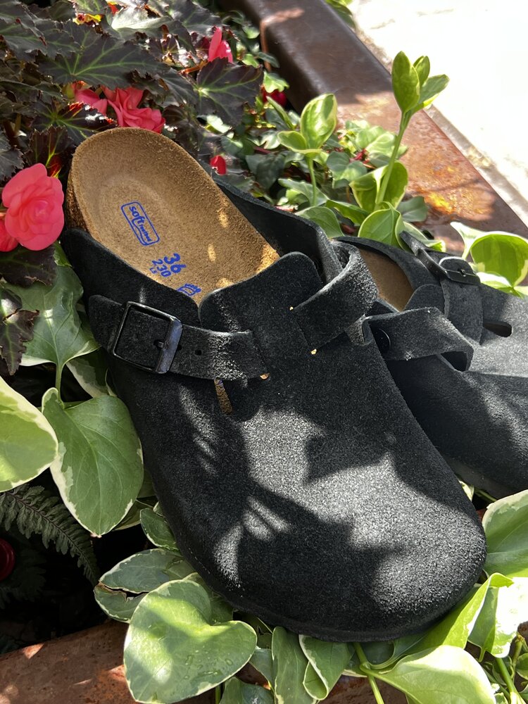 Birkenstock Boston Suede Soft Footbed Regular Width