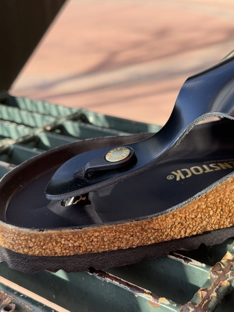 Birkenstock Gizeh Big Buckle High Shine