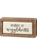 PRIMITIVES BY KATHY PET LOVER BLOCK SIGNS MINI BEWARE OF WIGGLEBUTTS