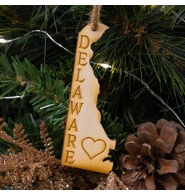 DELAWARE LOVE ORNAMENT