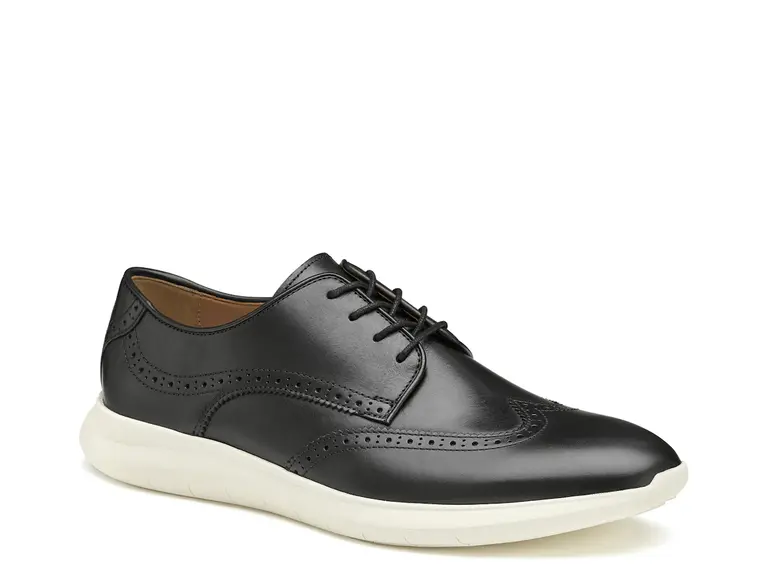 Johnston & Murphy Hennings Wingtip