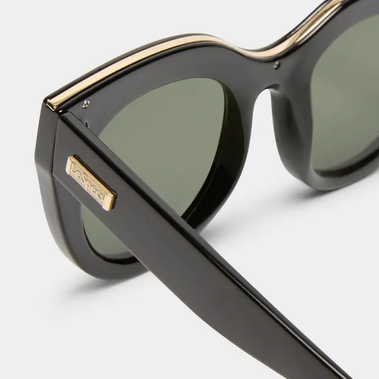 Le Specs Air Heart