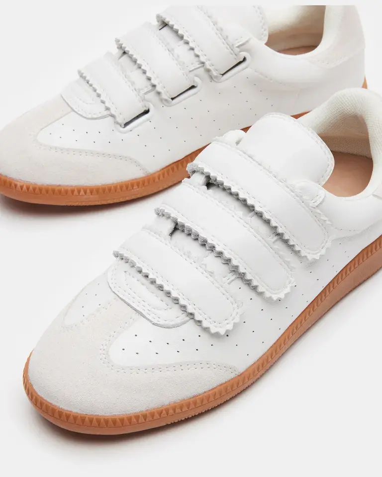 Steve Madden Momentum Sneakers
