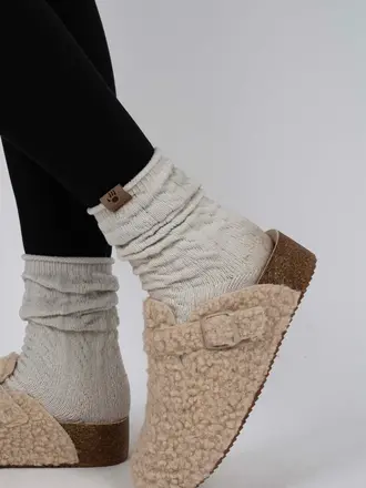 Chinese Laundry Magnolias Shearling Clog